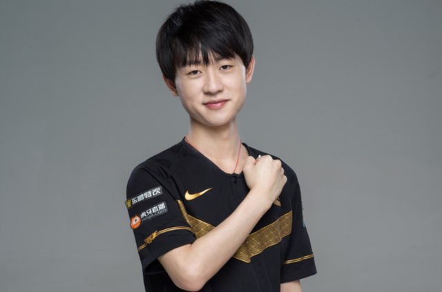 布莱尔则在 布莱尔则在