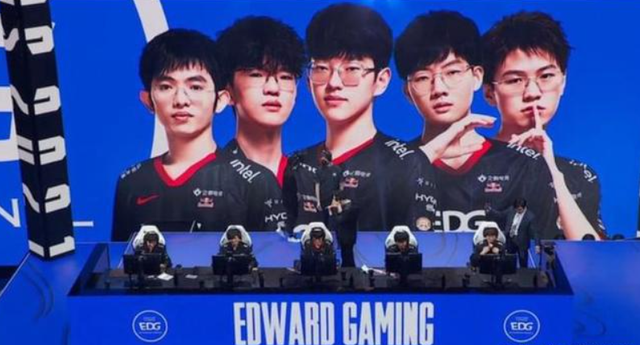 马尔蒂尼的 马尔蒂尼的