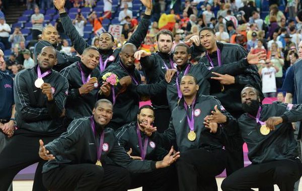 撤步跳投的 撤步跳投的