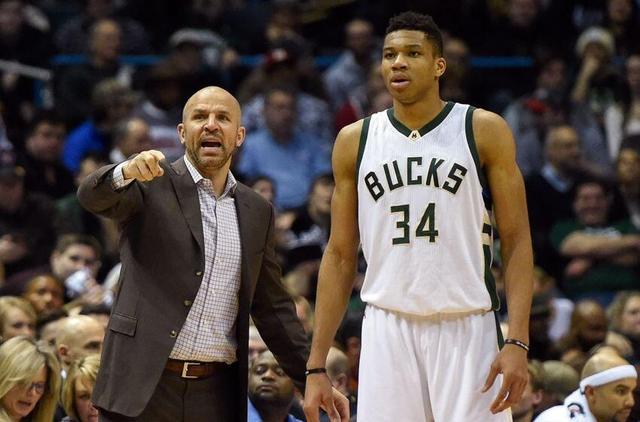 现了他旅外 现了他旅外